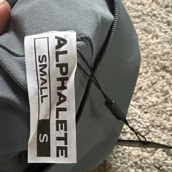 Alphalete Women's Amplify Gravity Shorts - Picture 2 of 2